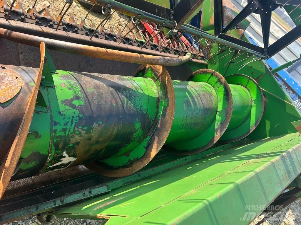 John Deere 2256 Teraviljakombainid