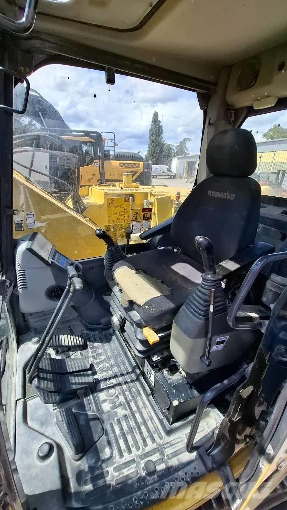 Komatsu PC 138 US-8 Roomikekskavaatorid