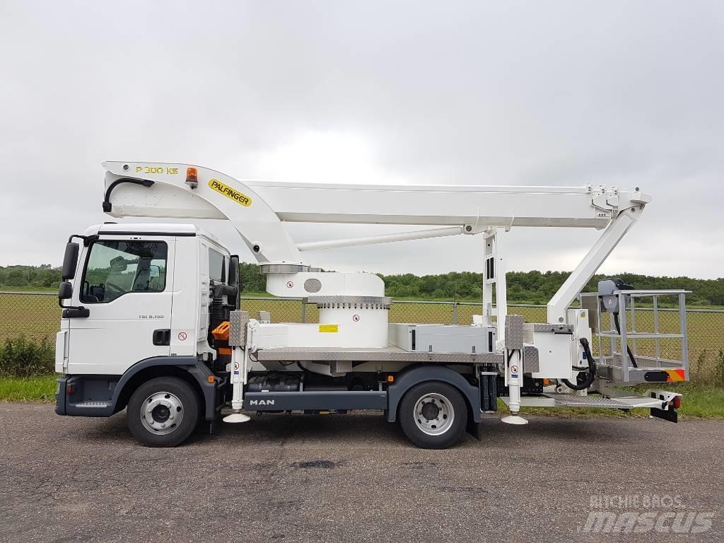 Palfinger P 300 KS Auto korvtõstukid