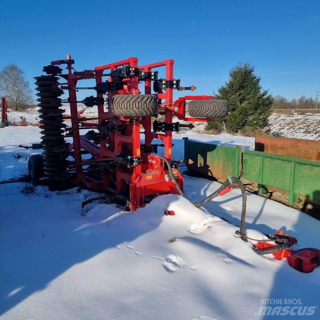 He-Va Triple-Tiller Kultivaatorid