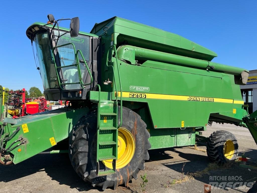 John Deere 2256 Teraviljakombainid