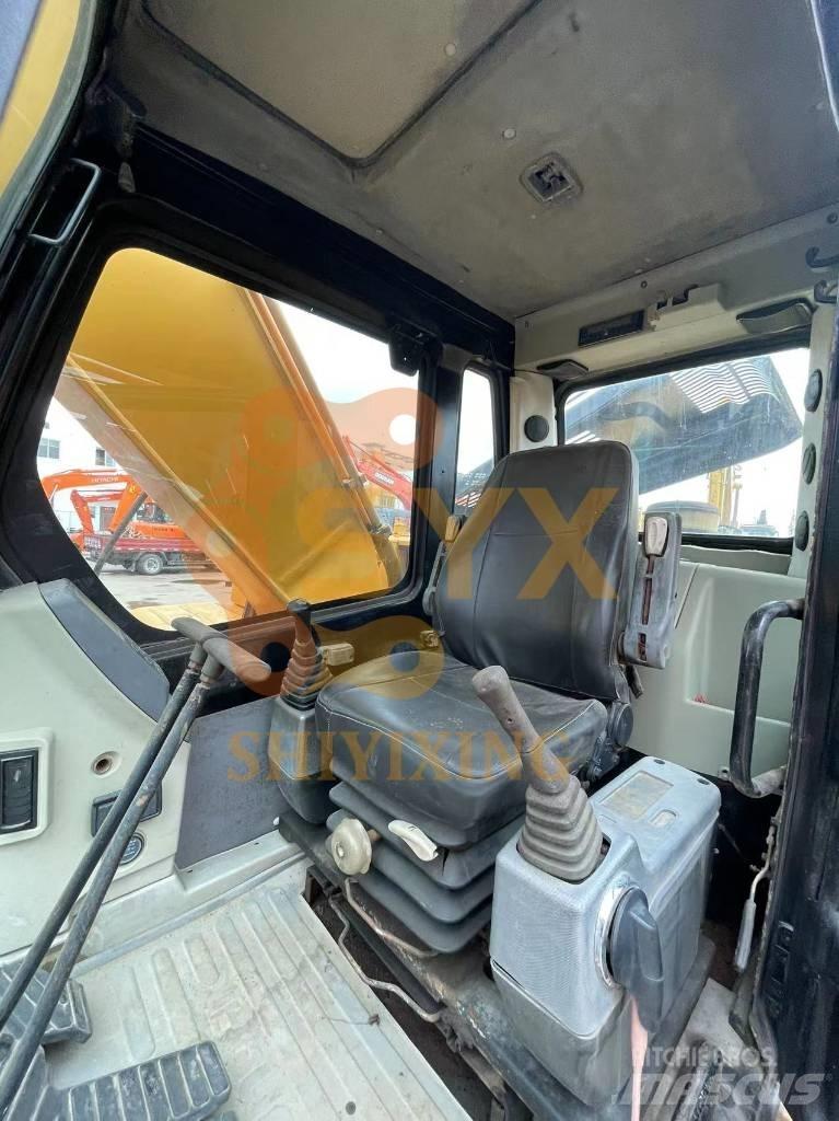 Hyundai Robex 220-7 Roomikekskavaatorid