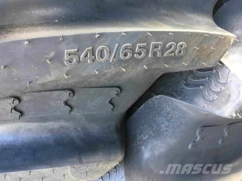 BKT 540/65 R 28 Rehvid, rattad ja veljed