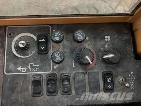 DEERE 772CH Greiderid