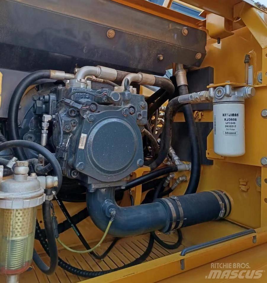 Komatsu PC 160-7 Roomikekskavaatorid