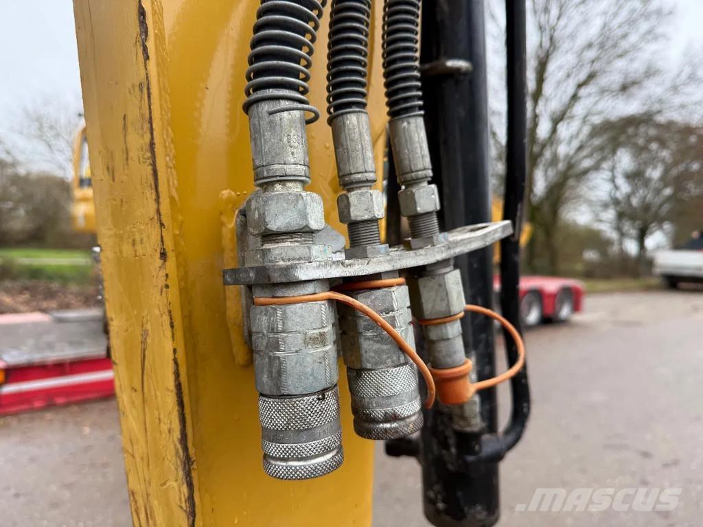 CAT 302.7D Miniekskavaatorid < 7 t