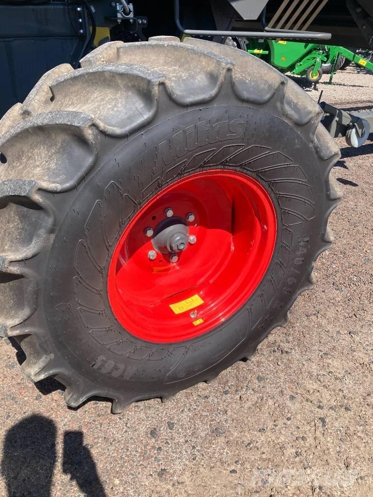 Fendt 6335 C Teraviljakombainid