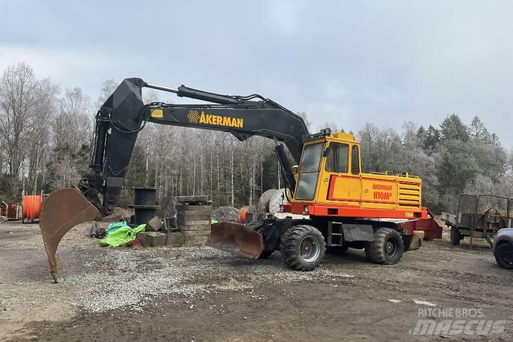 Åkerman H 10 M B Ratasekskavaatorid