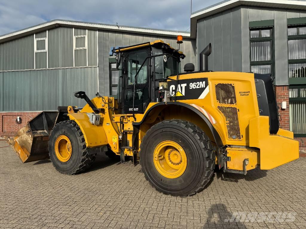 CAT 962 M Rataslaadurid