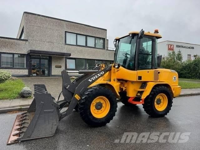 Volvo L 30 G Rataslaadurid