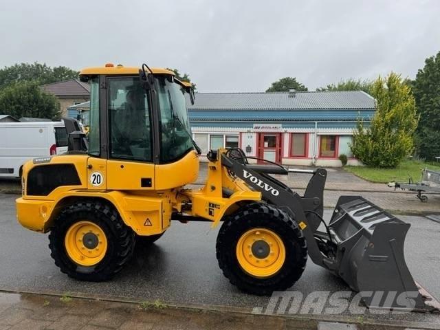 Volvo L 30 G Rataslaadurid