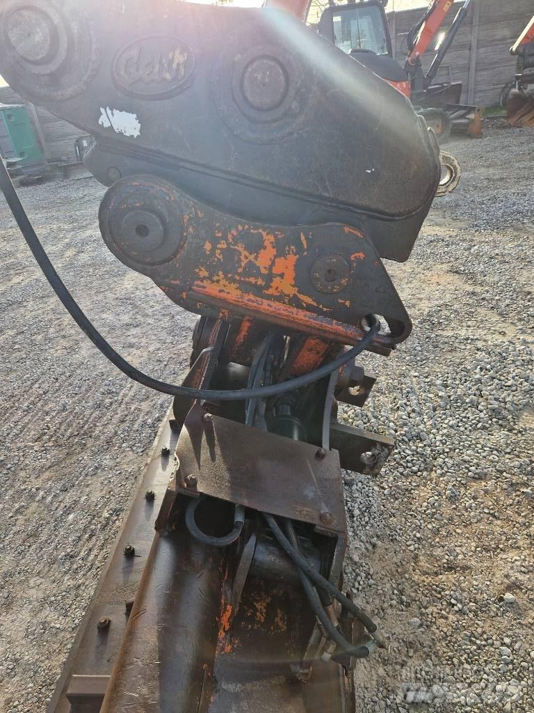 Hitachi ZX 160 LC-5 Roomikekskavaatorid