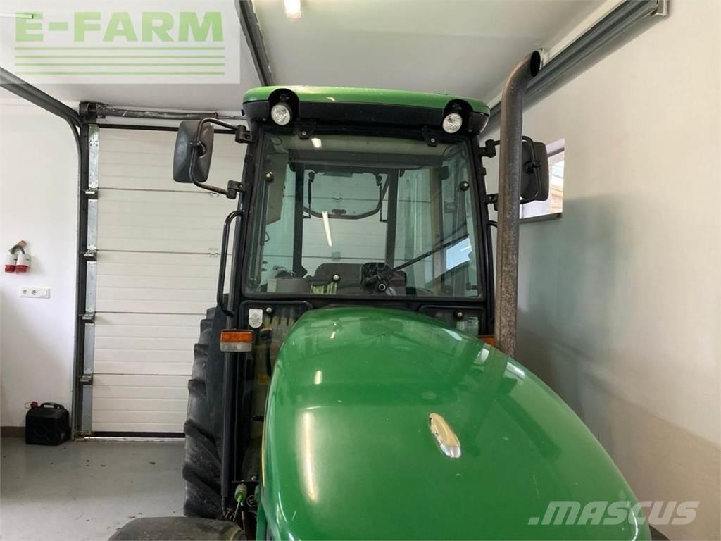 John Deere 5515F Traktorid