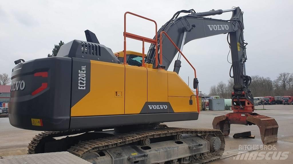 Volvo EC 220 E Roomikekskavaatorid