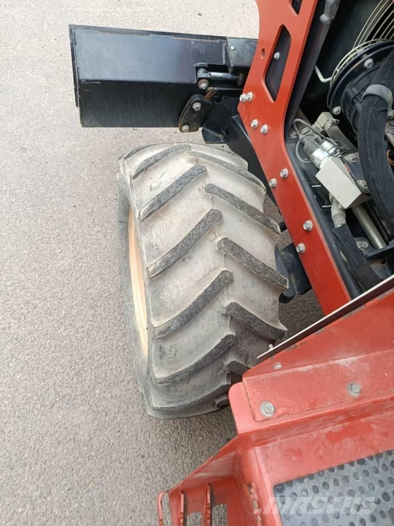 Ditch Witch RT 45 Pinnaselõikurid