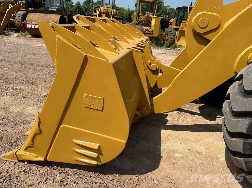 CAT 980H Rataslaadurid