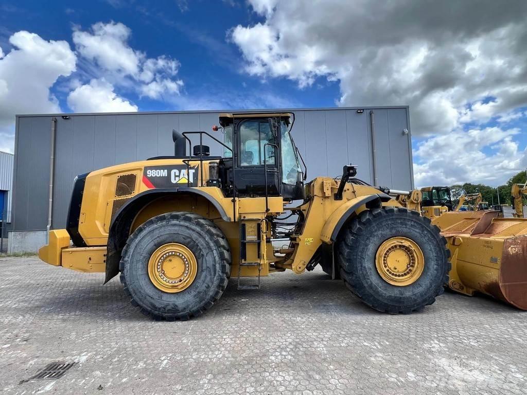 CAT 980M Rataslaadurid