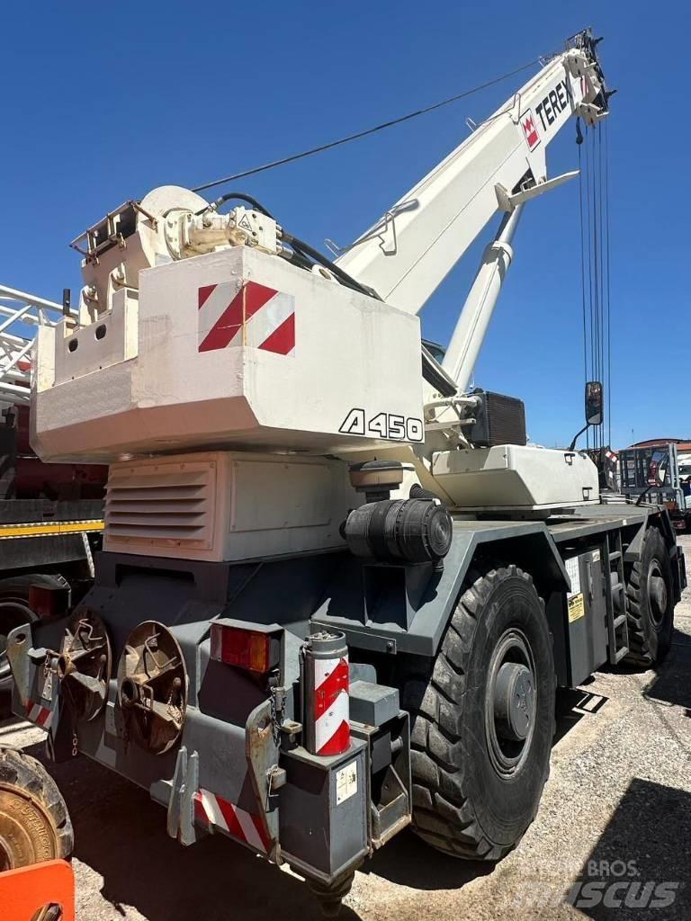 Terex A450 Raske maastiku tõstukid