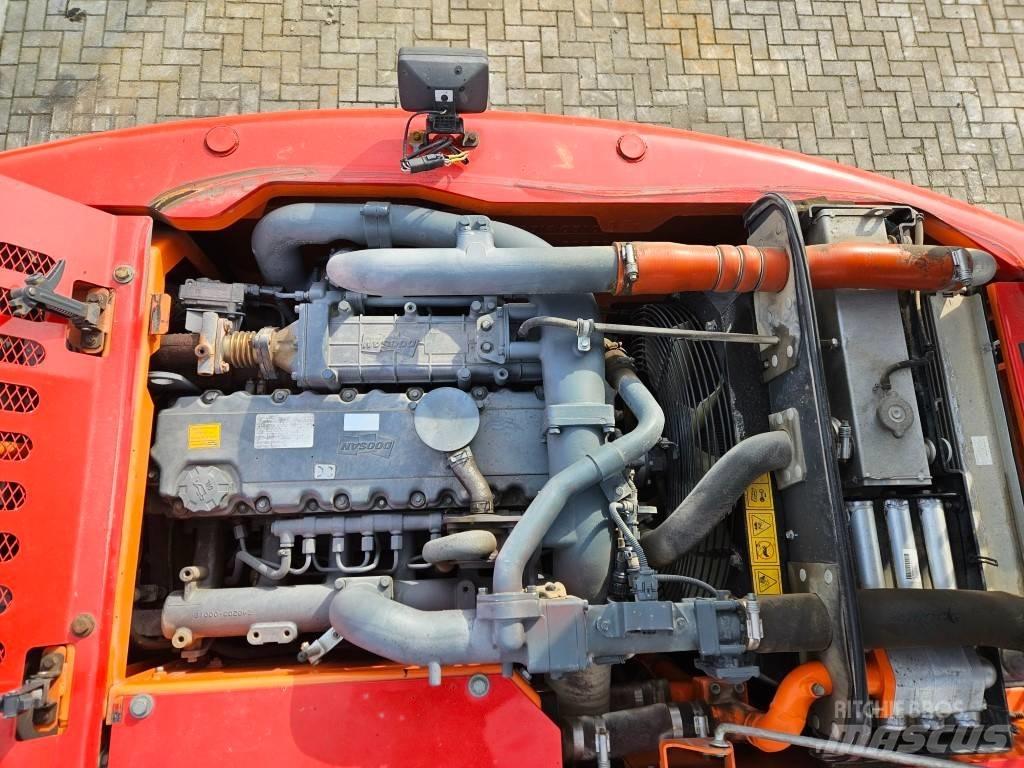 Doosan DX 140 W-3 Ratasekskavaatorid