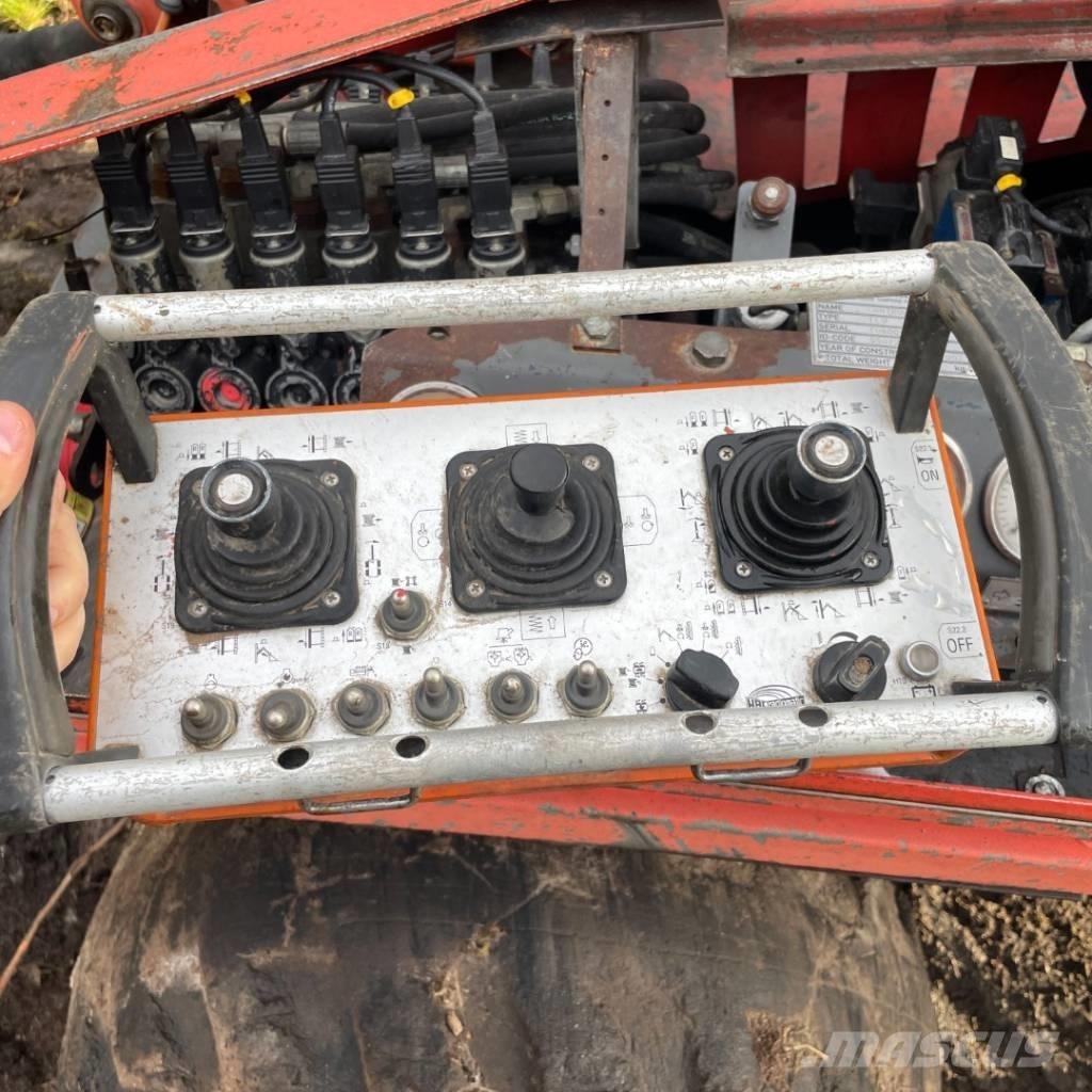Sandvik DC 122R Vertikaalsed puurmasinad