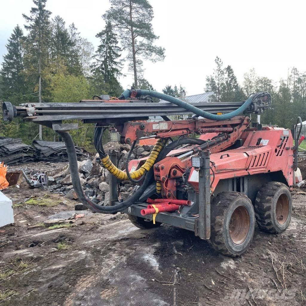 Sandvik DC 122R Vertikaalsed puurmasinad