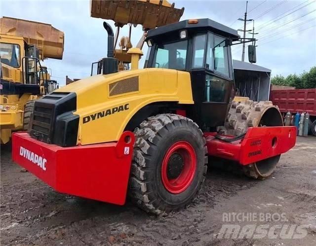 Dynapac CA 602 D Ühe trumliga rullid