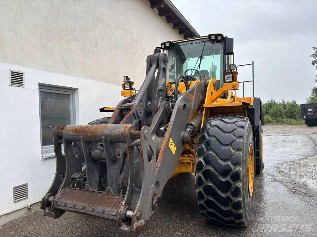 Volvo Radlader L180F Rataslaadurid