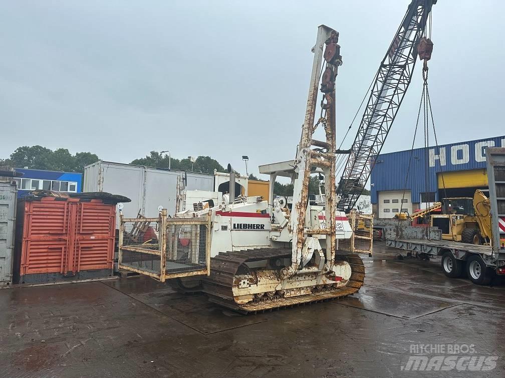 Liebherr RL 22 B Torupaigaldajad