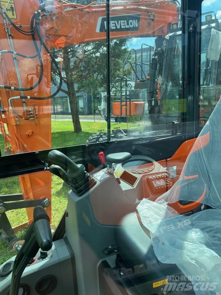 Doosan DX 19 Roomikekskavaatorid