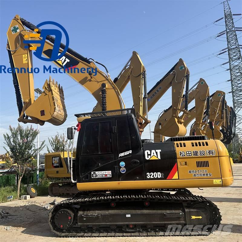 CAT 320 D2 Roomikekskavaatorid
