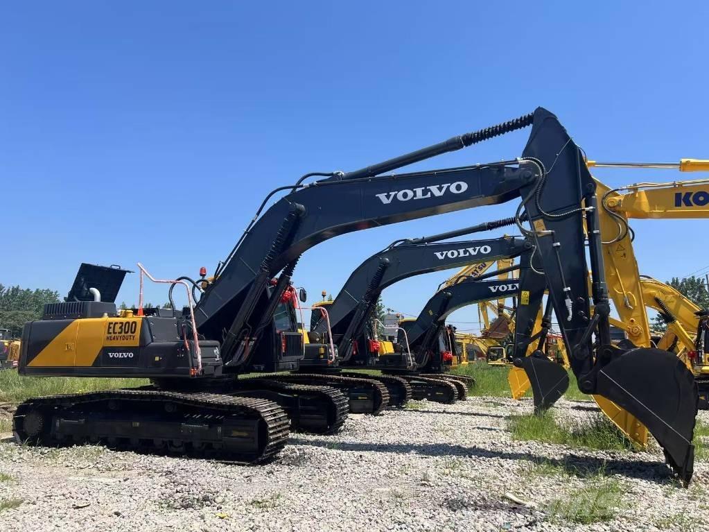 Volvo EC300 Roomikekskavaatorid