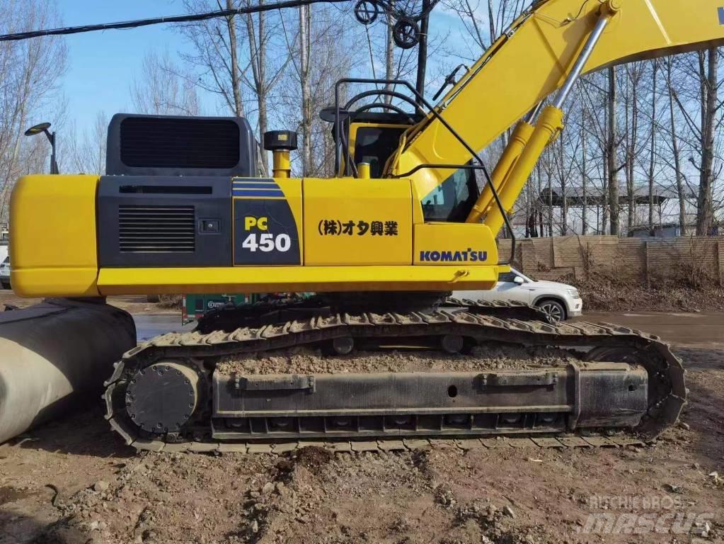 Komatsu PC 450-8 Roomikekskavaatorid