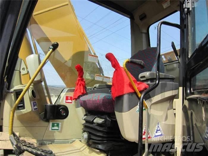 CAT 320 C Roomikekskavaatorid