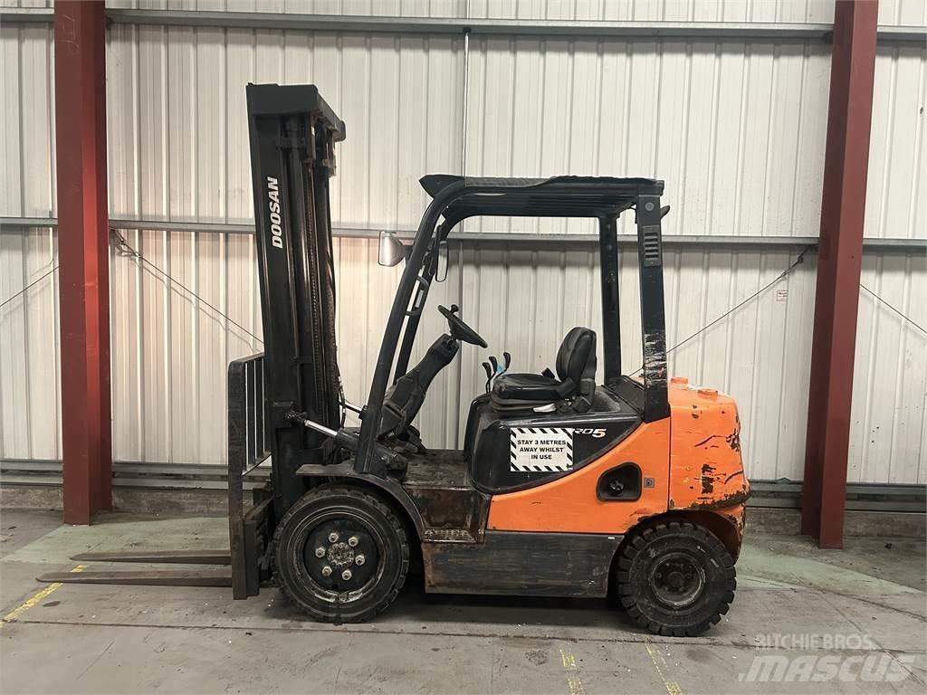 Doosan D25S-5 Diiseltõstukid