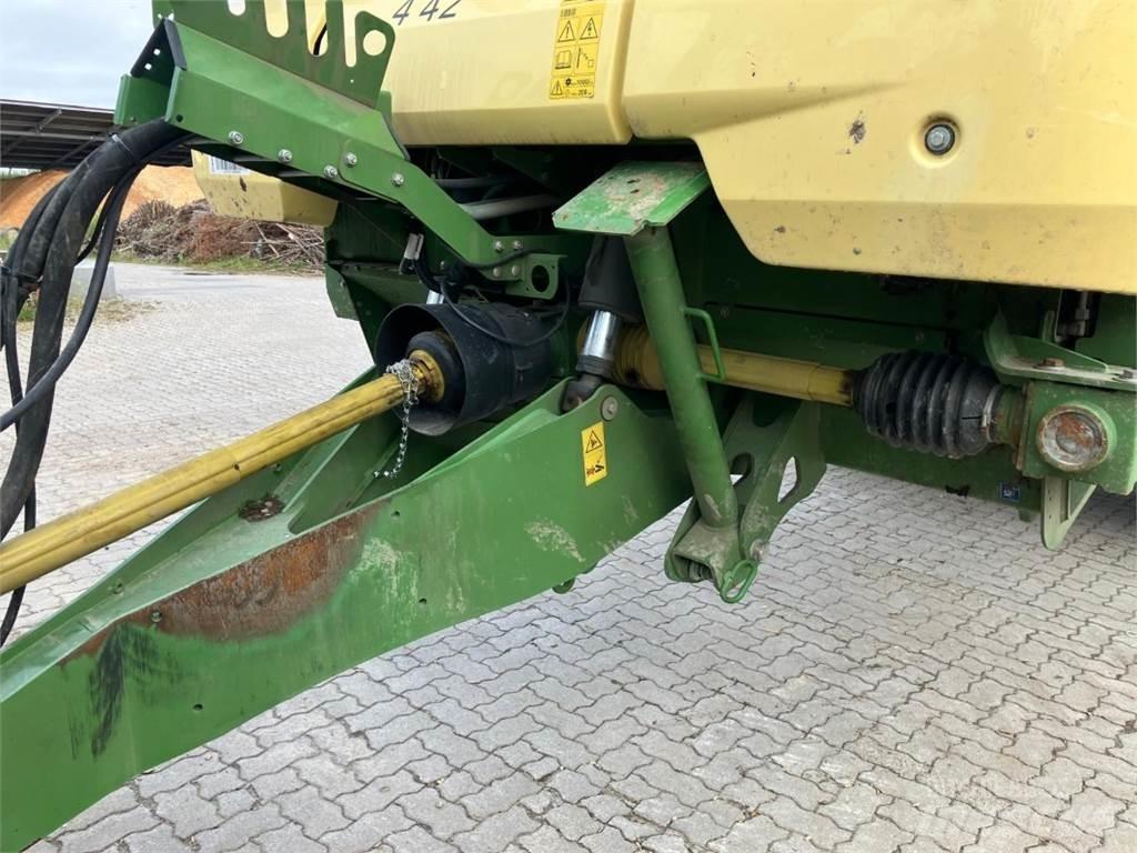 Krone GX 440 Käitlemise ja paigutamise seadmed