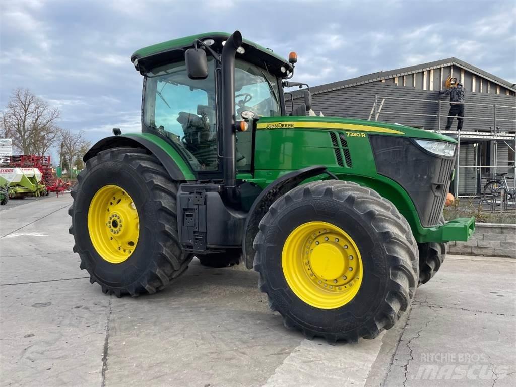 John Deere 7230 R Traktorid