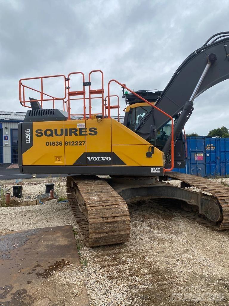 Volvo EC250 E L Roomikekskavaatorid