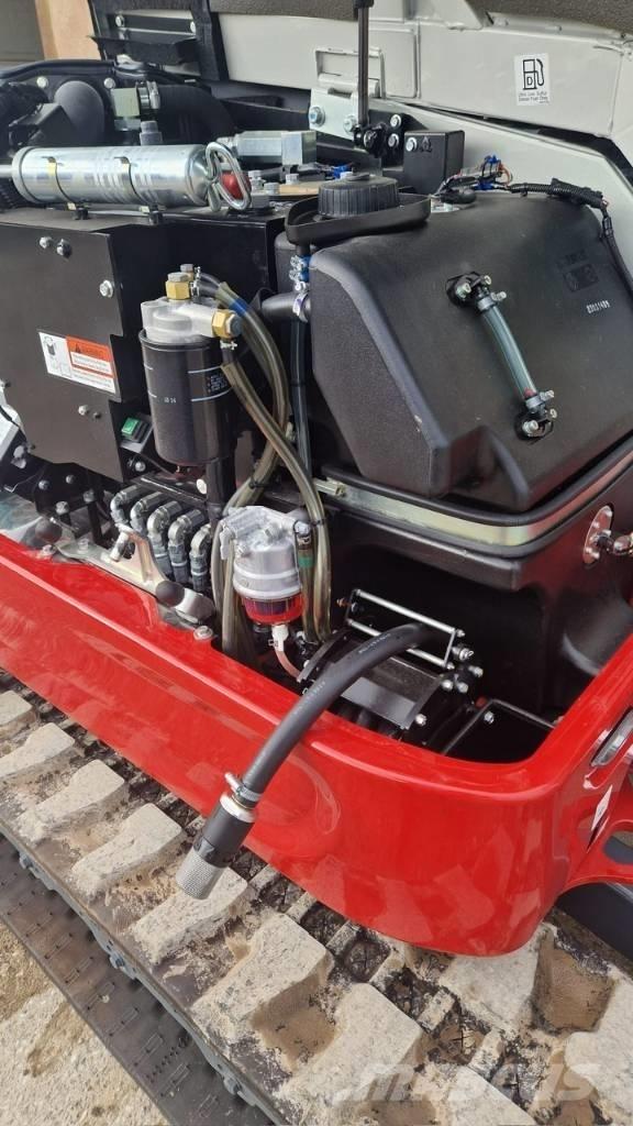 Takeuchi TB 350 R Väikeekskavaatorid 7t-12t