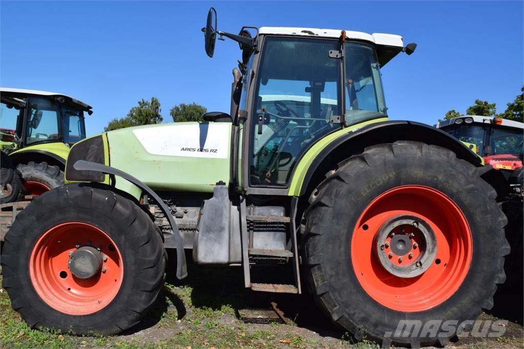 CLAAS Ares 826 RZ Traktorid
