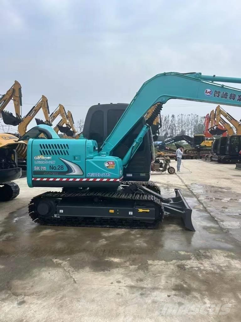 Kobelco SK 75 Roomikekskavaatorid
