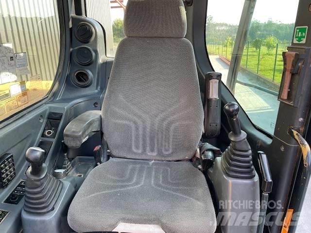 Hyundai R 80 CR-9A Väikeekskavaatorid 7t-12t