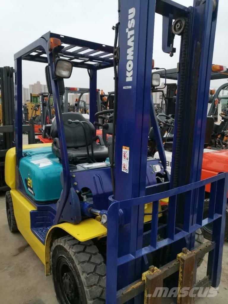 Komatsu 30 Teleskooplaadurid