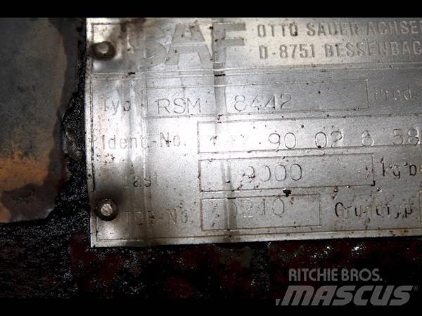 SAF RSM 8442 Sillad