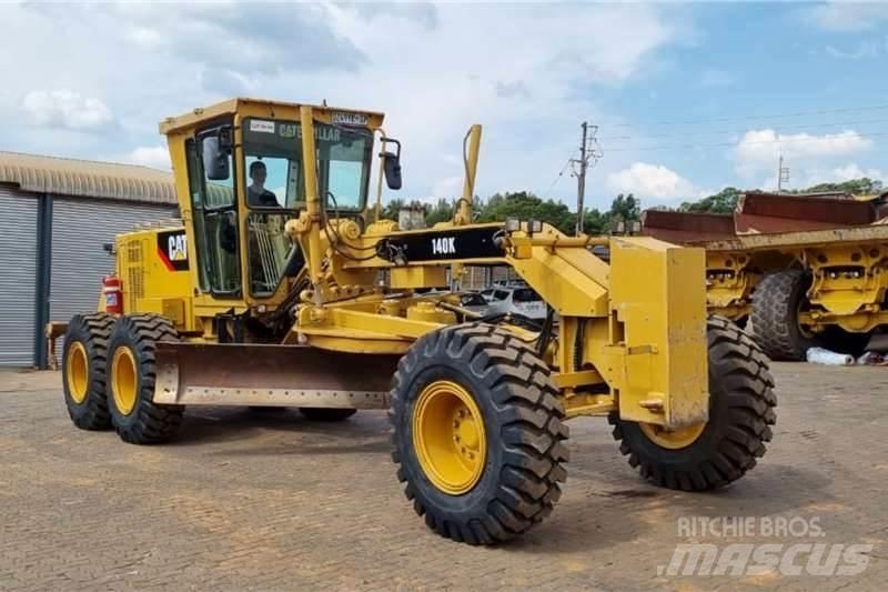 CAT  140K Greiderid