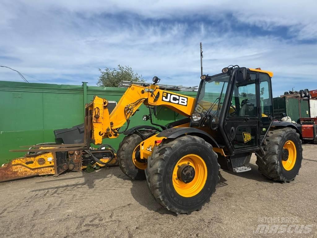 JCB 526-56 Agri Põllumajanduslikud teleskoopkäitlejad