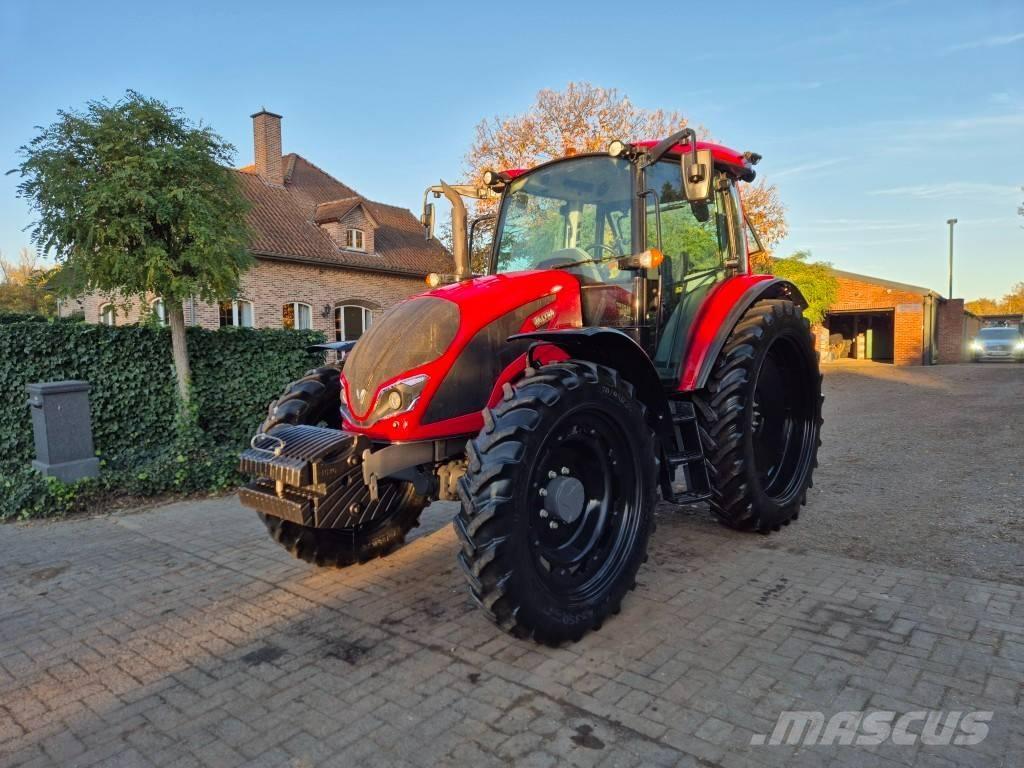 Valtra A105 HiTech Traktorid