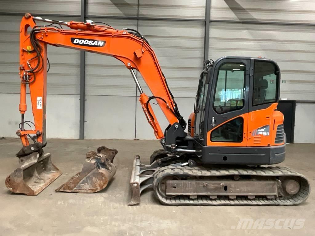 Doosan DX 85 R-3 Väikeekskavaatorid 7t-12t