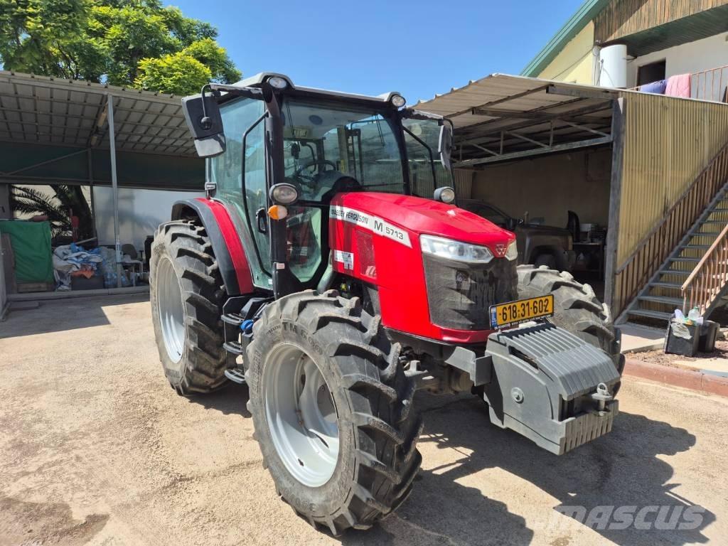 Massey Ferguson 5713 Traktorid