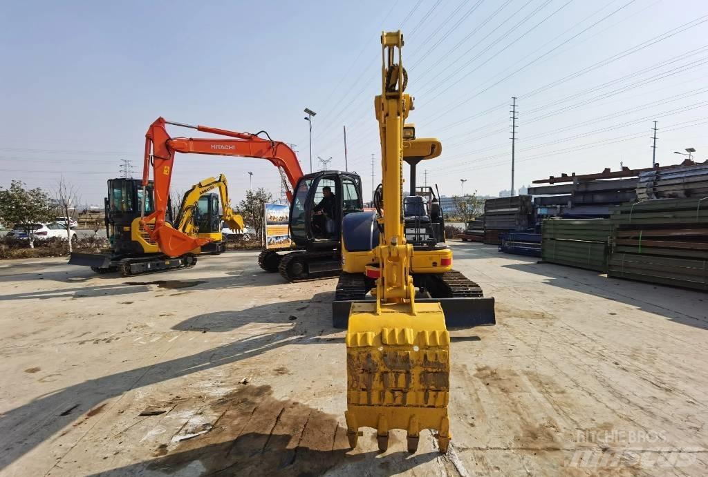 Komatsu PC 40 MR Miniekskavaatorid < 7 t