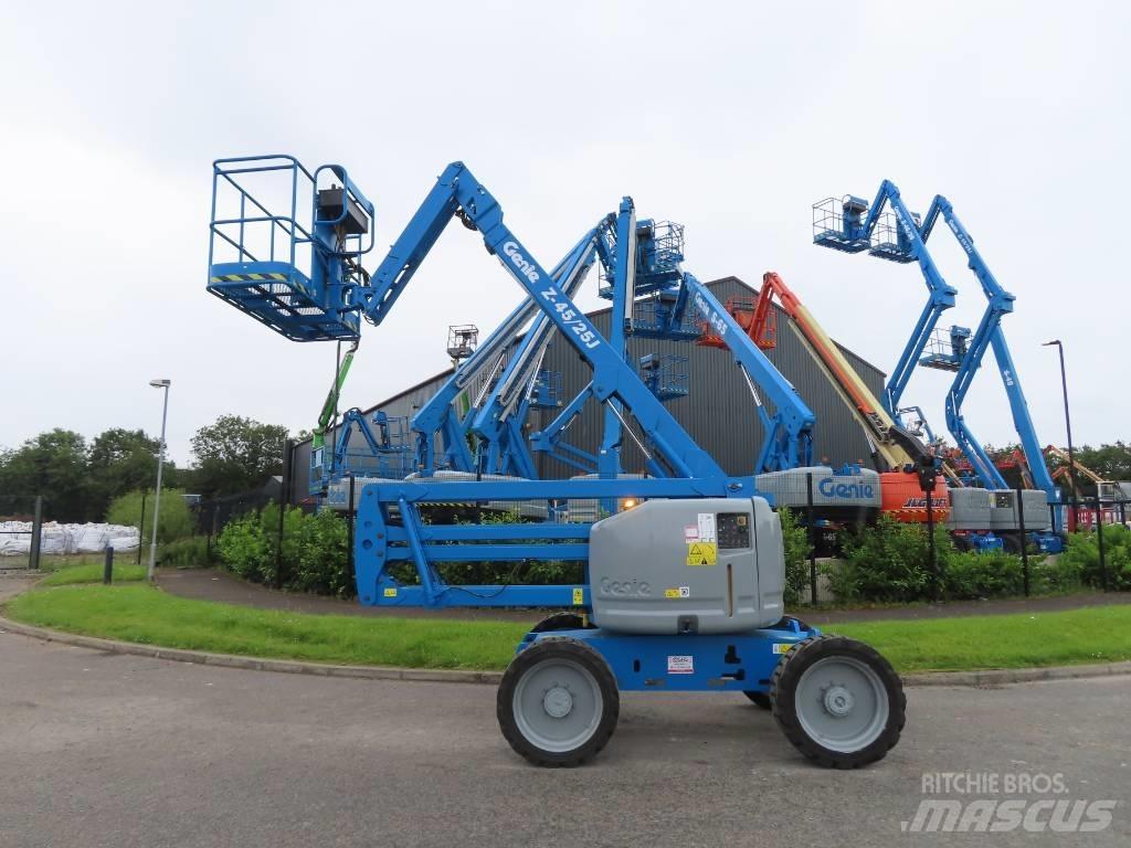 Genie Z 45/25 J Iseliikuvad poomtõstukid